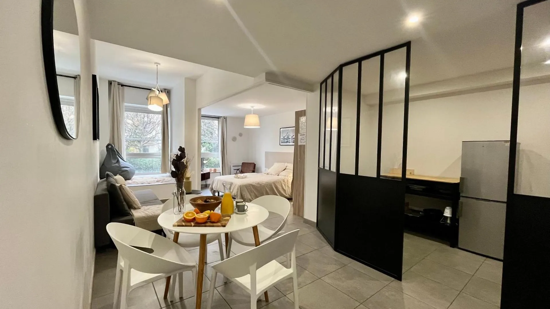 Apartment Suite Danbury Lyon